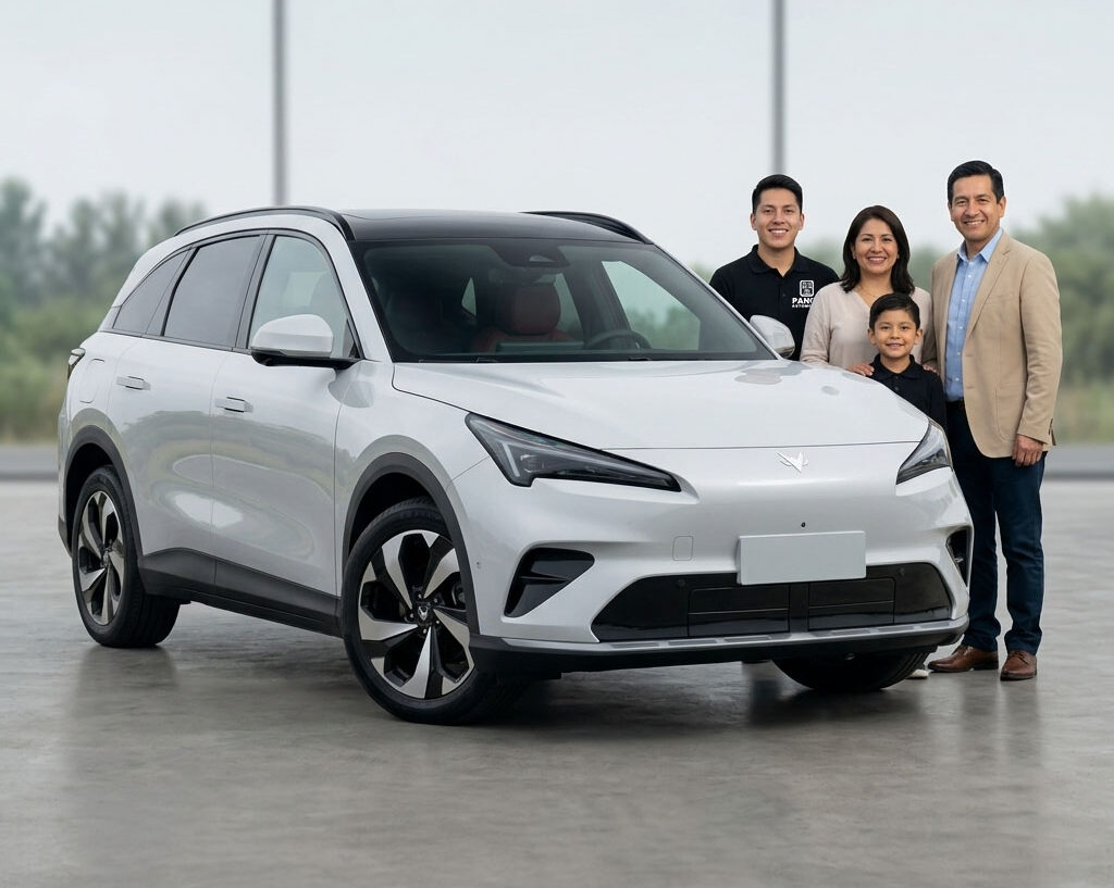 familia comprando en pangu automobile